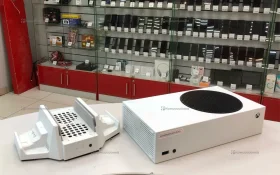 Купить Приставка Xbox Series S 512 ГБ. б/у , в Курган Цена:17900рублей