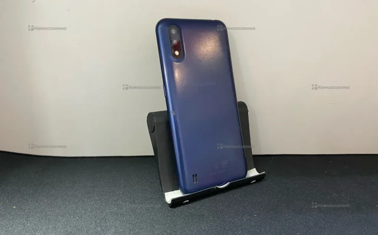 Samsung Galaxy A01 2/16 ГБ