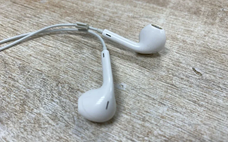Наушники EarPods