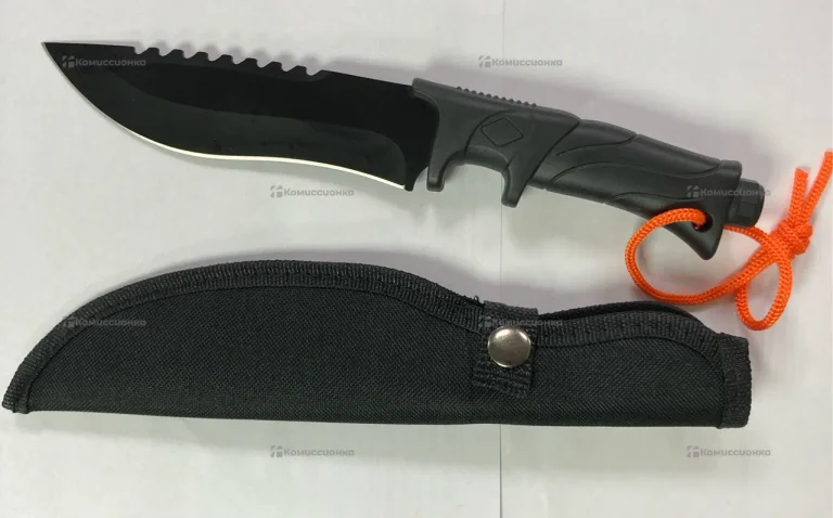 Нож туристический