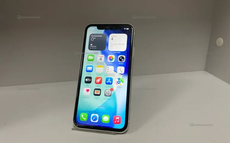 Apple iPhone 11 4/64 ГБ