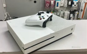 Купить Приставка Xbox One S 512 б/у , в Челябинск Цена:9900рублей