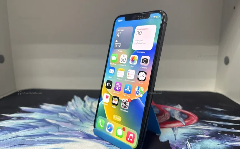 Apple iPhone X 3/64 ГБ