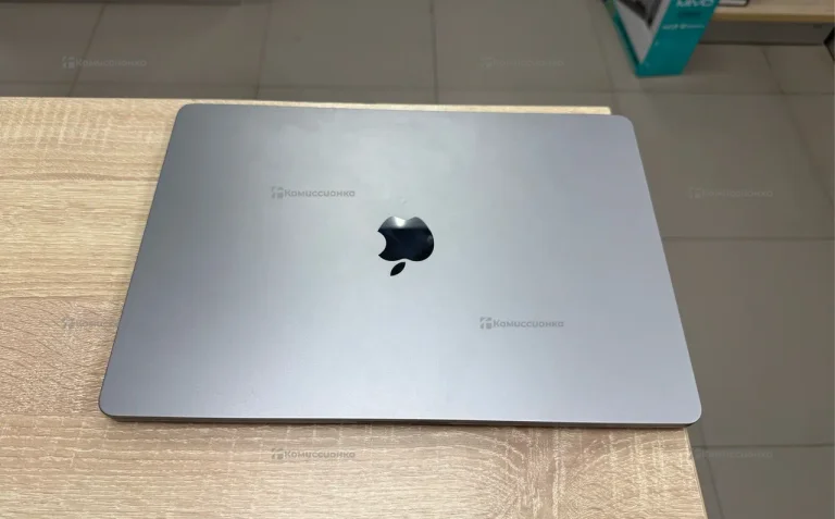 Ноутбук  MacBook Air15 m3 8/256