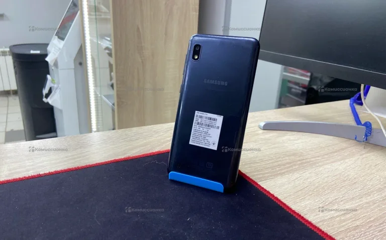 Samsung Galaxy A10 2/32 ГБ