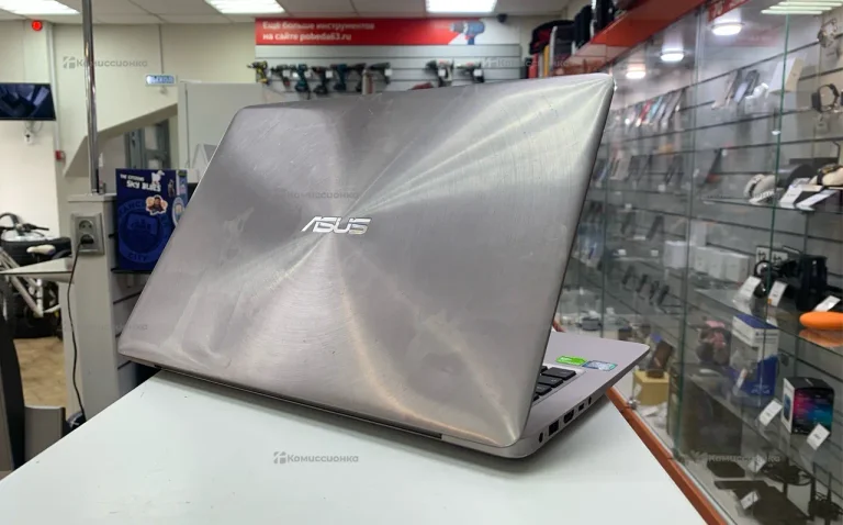 Ноутбук  ASUs UX310U