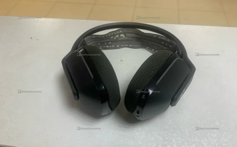 Logitech G733