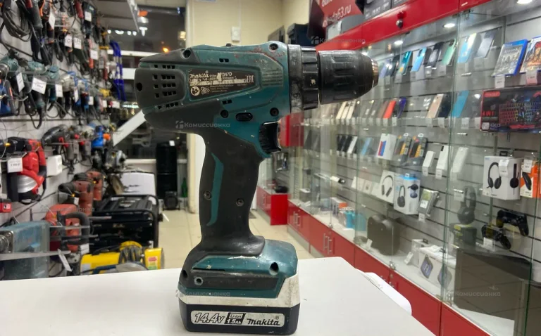 Makita F347D