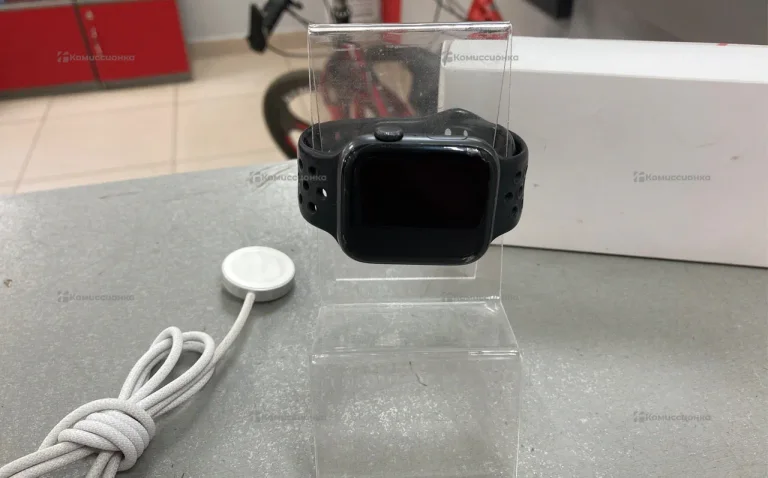 Apple Watch SE 1 44mm