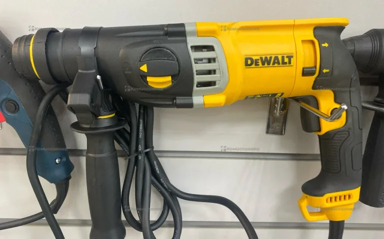 Перфоратор DeWALT D25143K (p)
