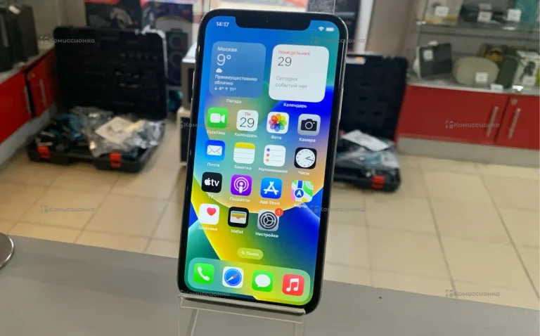 Apple iPhone X 64 ГБ