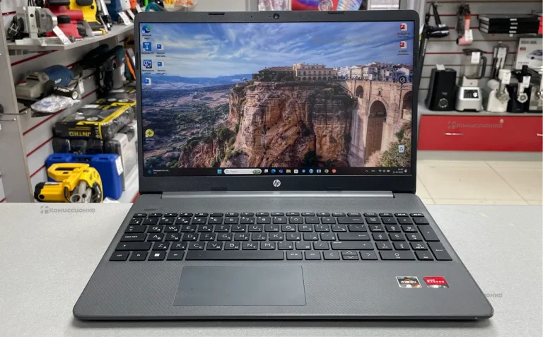 Ноутбук  HP 15s-eq1404ur