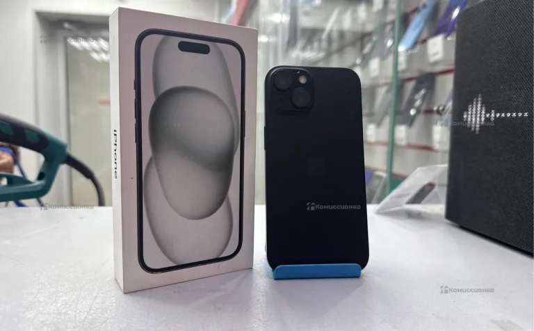 Apple iPhone 15 6/256 ГБ