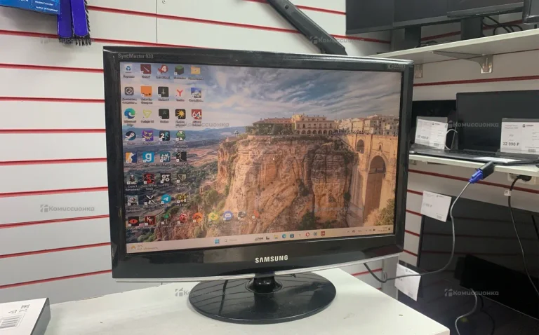 Samsung SyncMaster 933NW