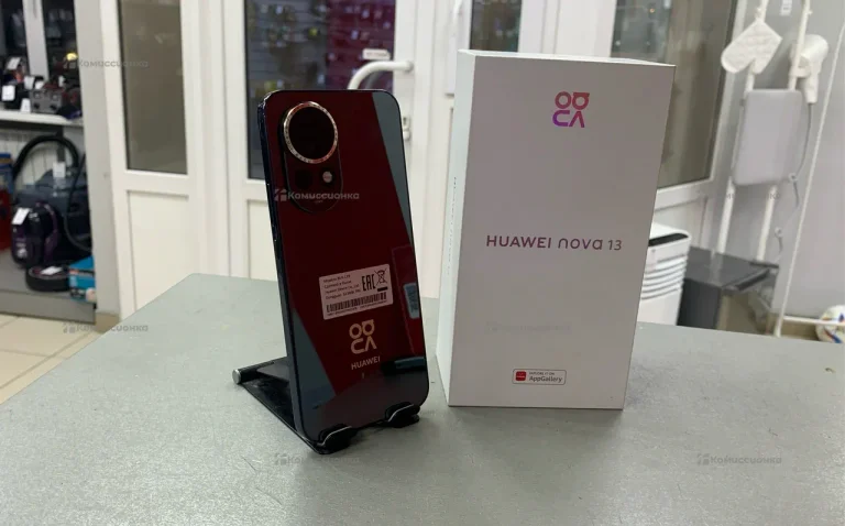 Huawei nova 13 12/256 ГБ