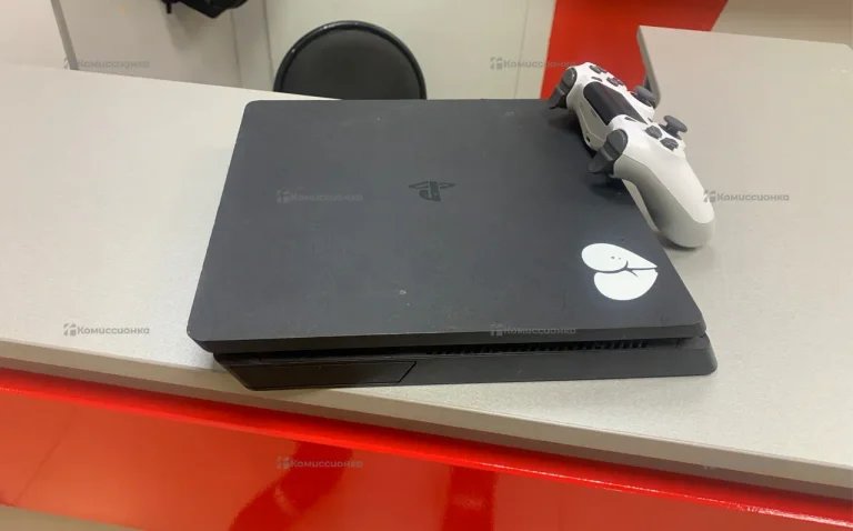 Приставка PS4. Slim 1 TB