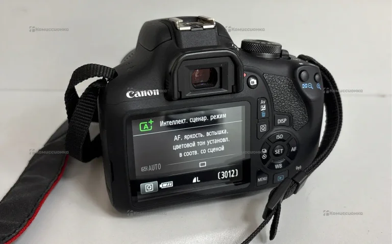 Фотоаппарат Canon EOS 2000D
