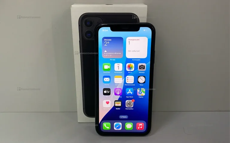 Apple iPhone 11 4/128 ГБ