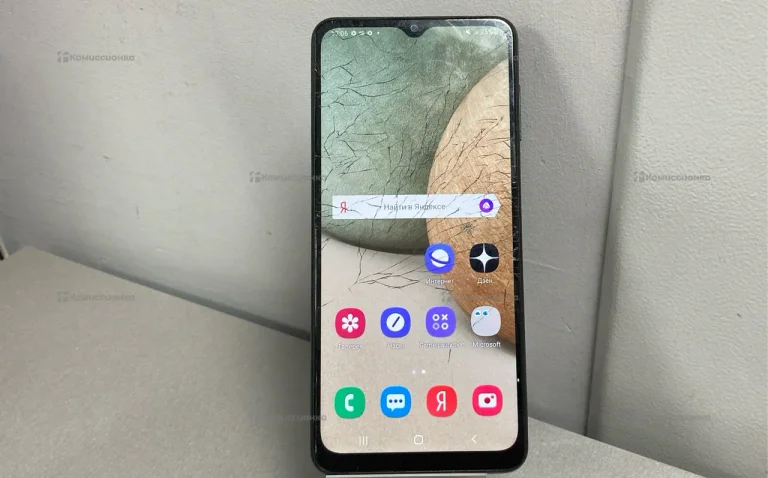 Samsung Galaxy A12 3/32 ГБ
