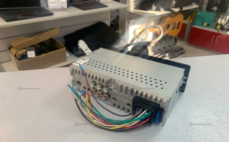 Автомагнитола Aura AMh-77DSP