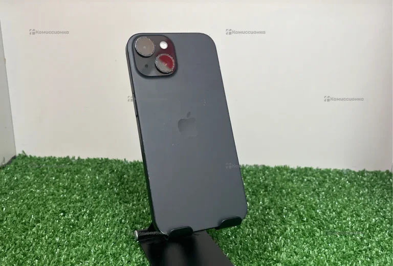 Apple iPhone 15 6/128 ГБ
