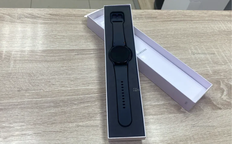Часы Samsung Galaxy watch FE