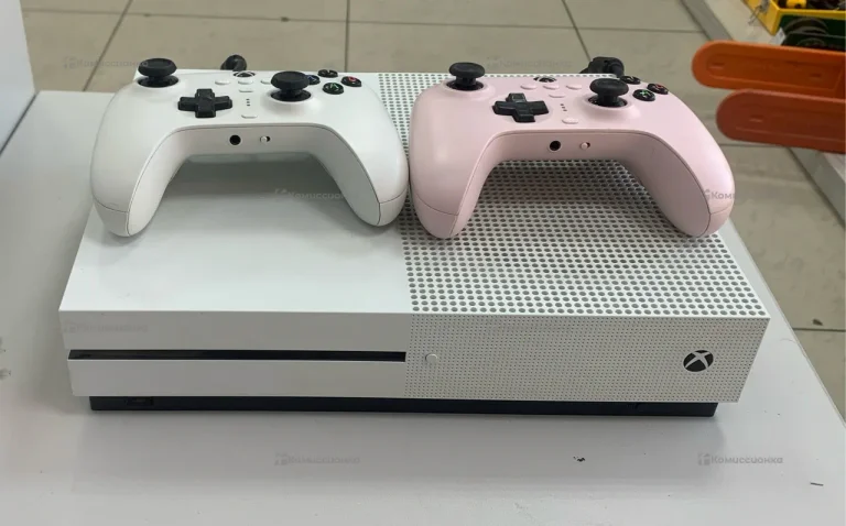 Приставка Xbox Xbox One S 500 gb 2 геймпада