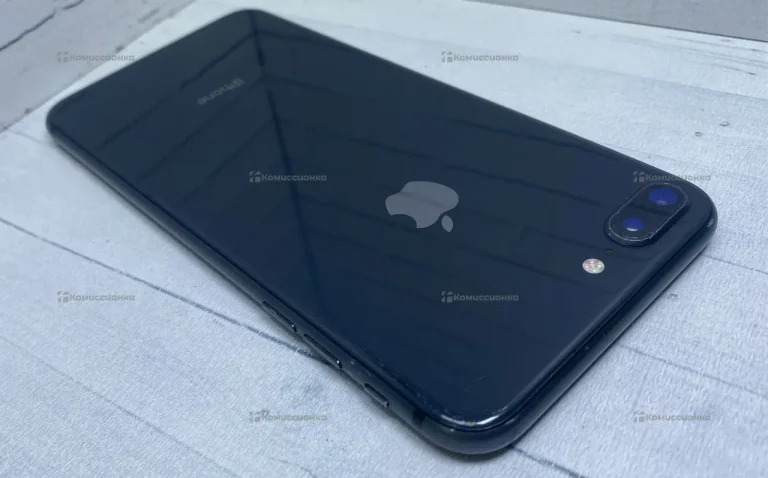 Apple iPhone 8 Plus 3/64 ГБ