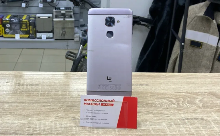 LeEco Le 2 3/32 ГБ