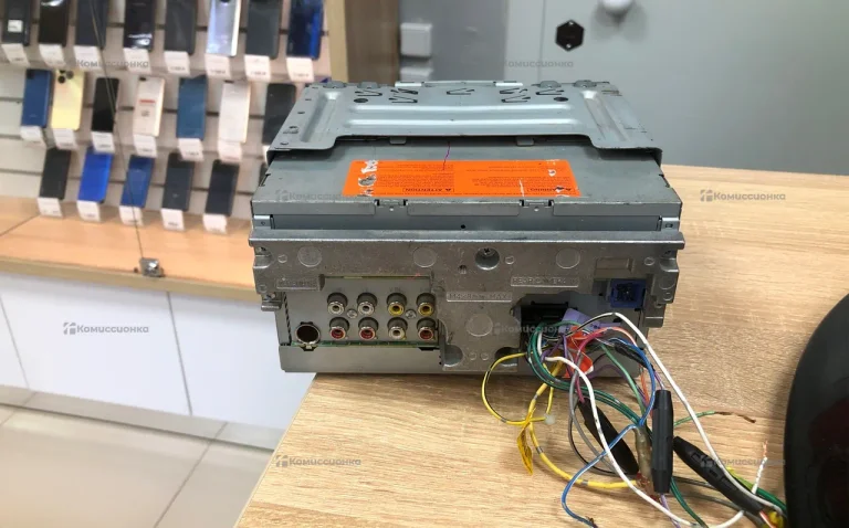 Автомагнитола Pioneer AVH-P3100DVD