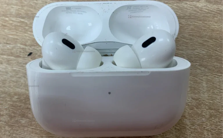 Apple AirPods Pro 2 Lighting