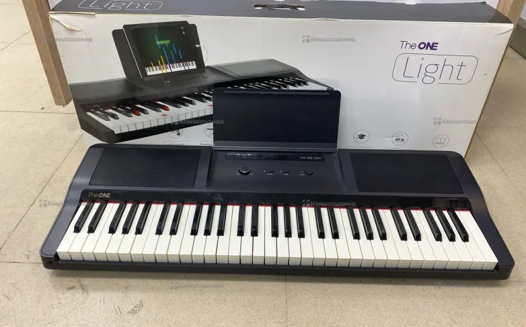Синтезатор The one light Smart pro