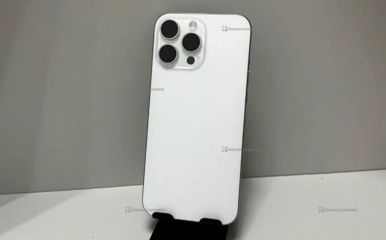 Apple Iphone 16 Pro max 256Gb (АКБ 100, 79 цикл)