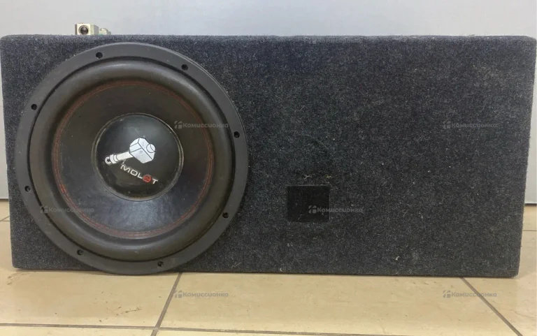 Сабвуфер  Molot 12