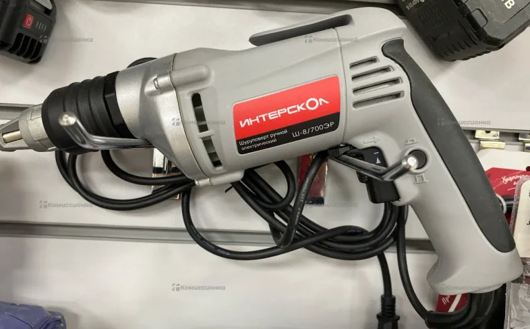 Шуруповерт Интерскол Ш-8/700ЭР (новый)