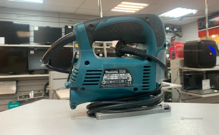 Электролобзик makita 4329