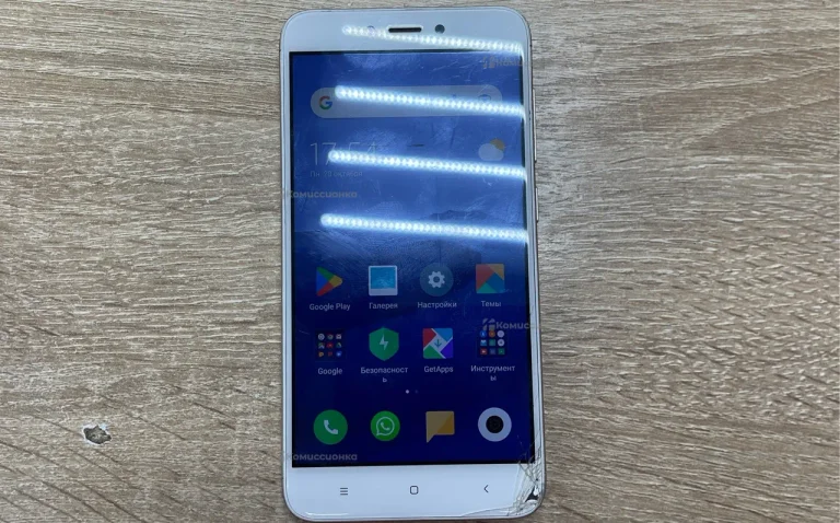 Xiaomi Redmi 4X 3/32 ГБ