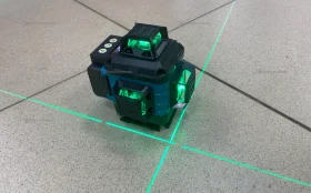 Купить Лазерный уровень с тренгой б/у , в Рязань Цена:3490рублей