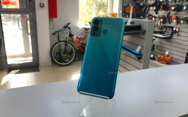 Infinix HOT 12 PLAY NFC 4/64Gb
