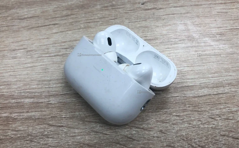 Наушники  AirPods