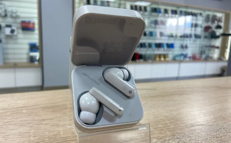 Наушники  NothingPhone 1