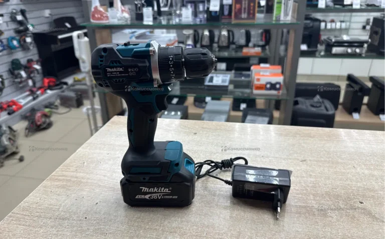 Аккумуляторный шуруповерт Макита реп.