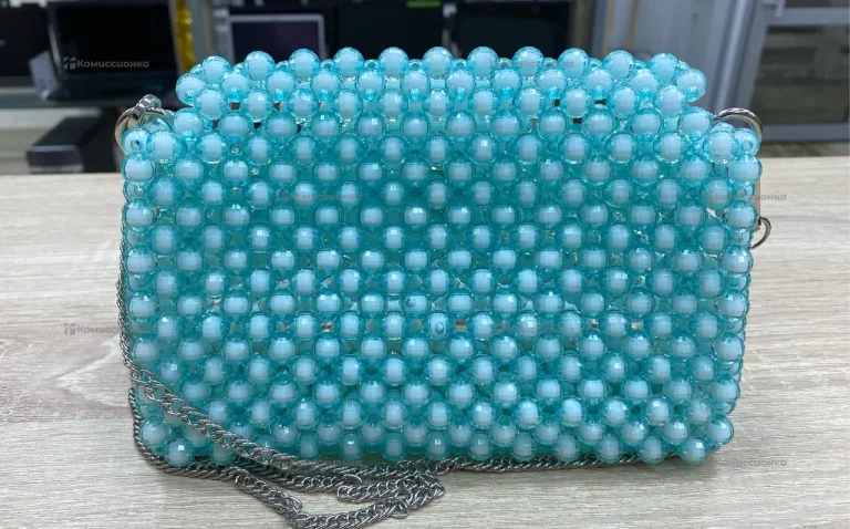Сумка женская из бусин бирюзовая