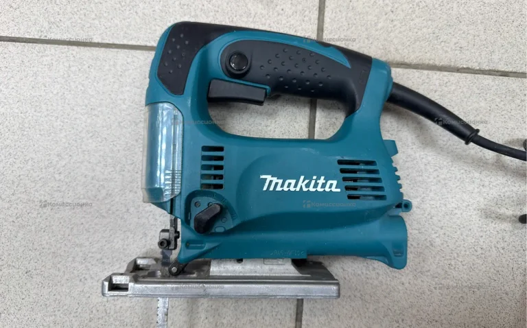 Лобзик makita 4329