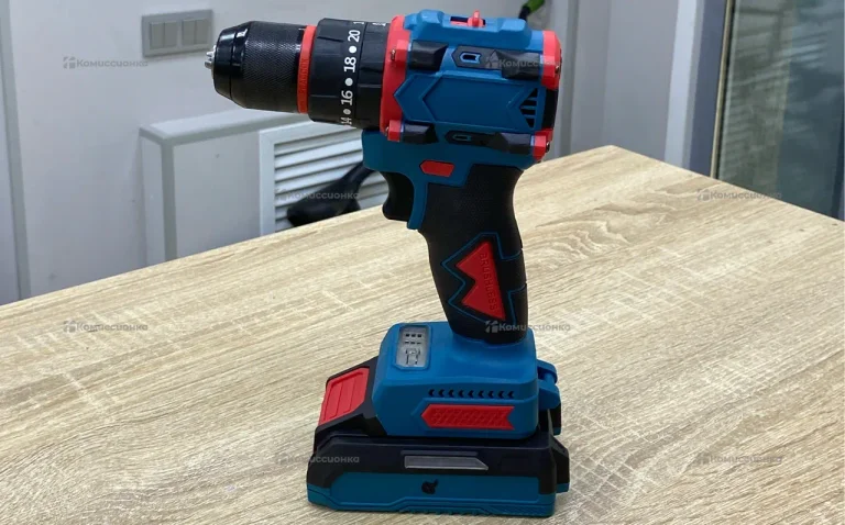 Дрель шуроповерт Makita