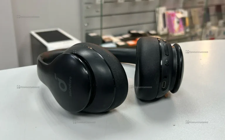 Наушники SoundCore Q10i
