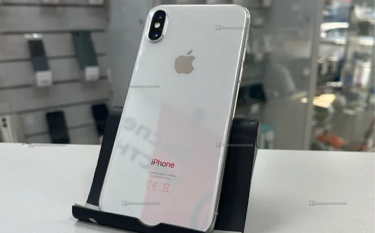 Apple iPhone X 64ГБ
