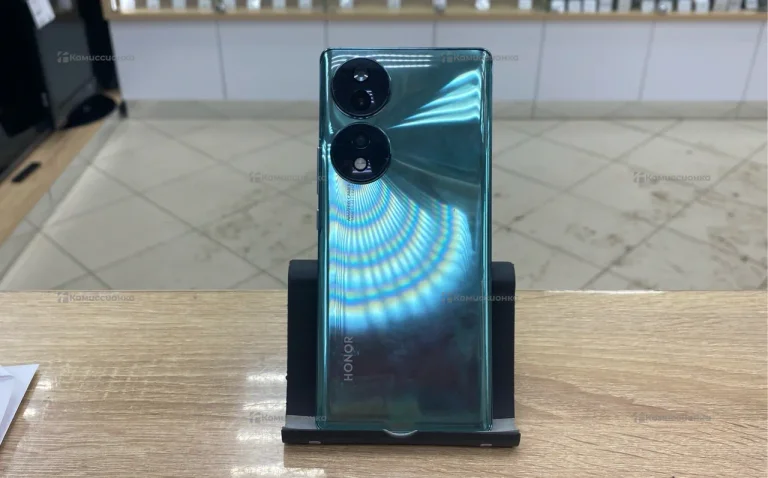 Honor 70 8/128 ГБ