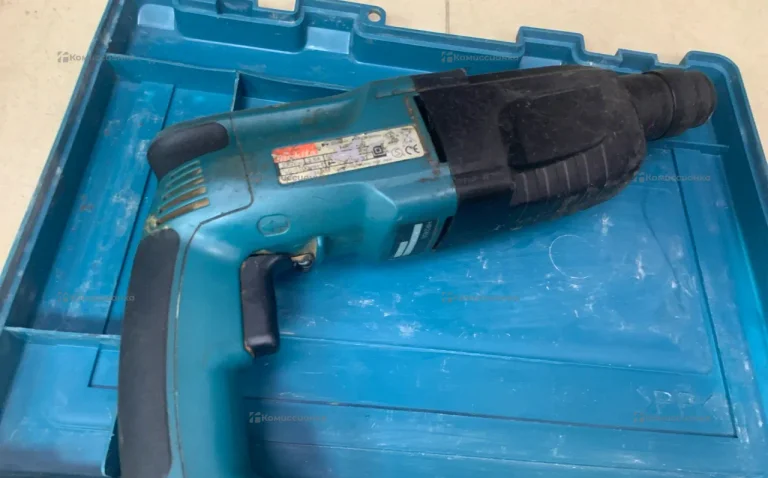 Перфоратор Makita HR 2450 ‘