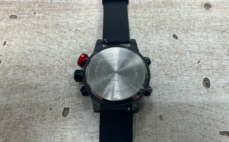 Часы  shark sport watch